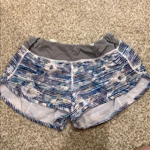Lululemon Speed Up Short 2.5”